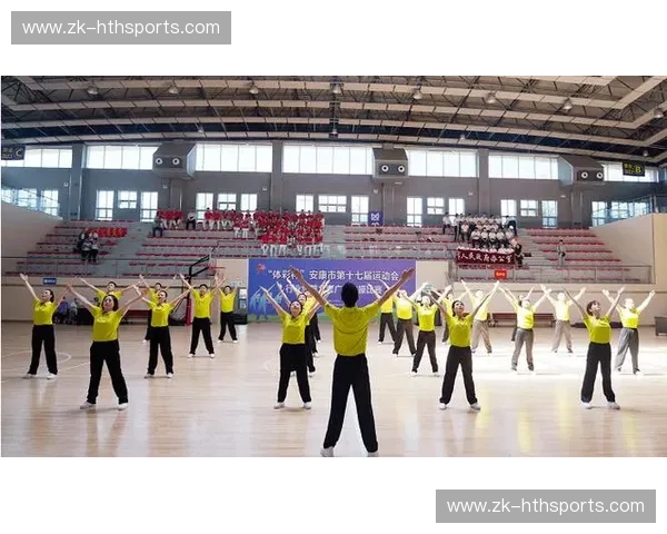 首发体操：唤醒早晨的能量仪式，开启一天的高效与好心情